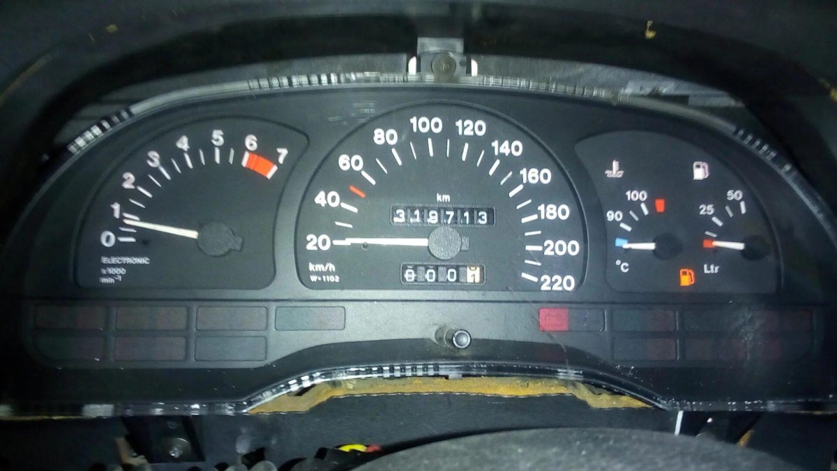 Тахометр Опель Вектра а