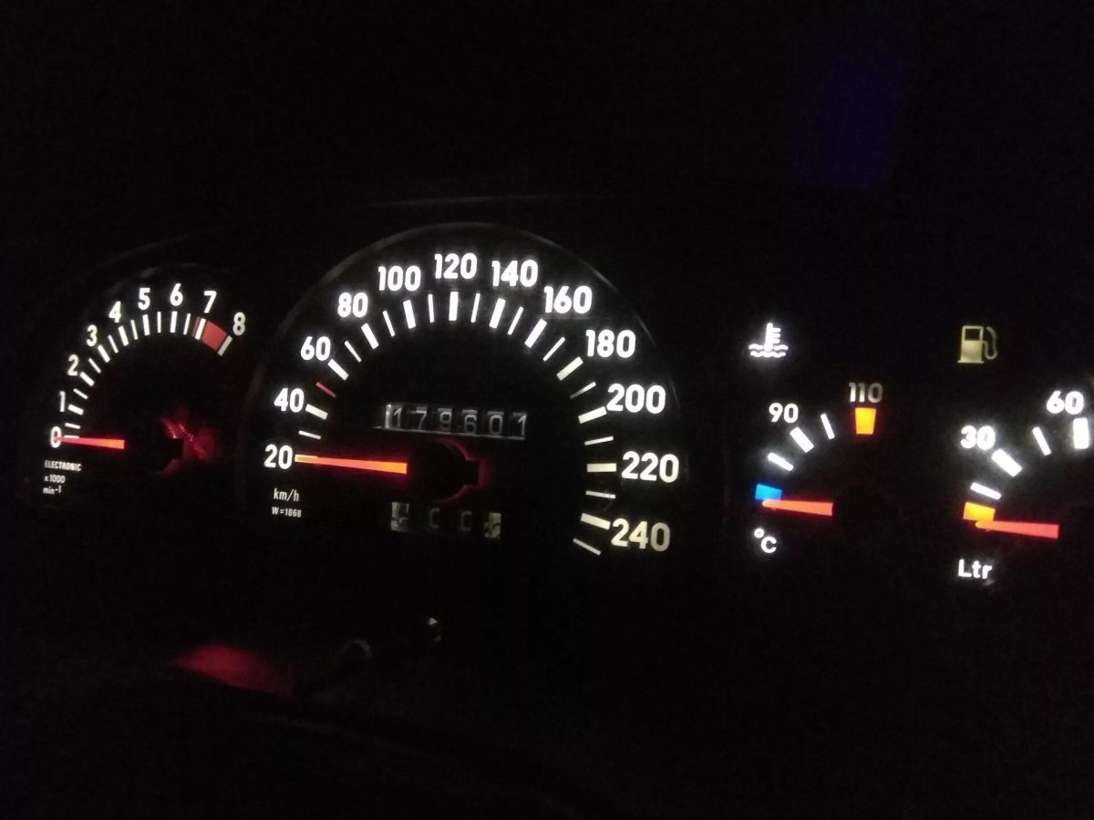 Пересвет панели приборов Опель Вектра ц