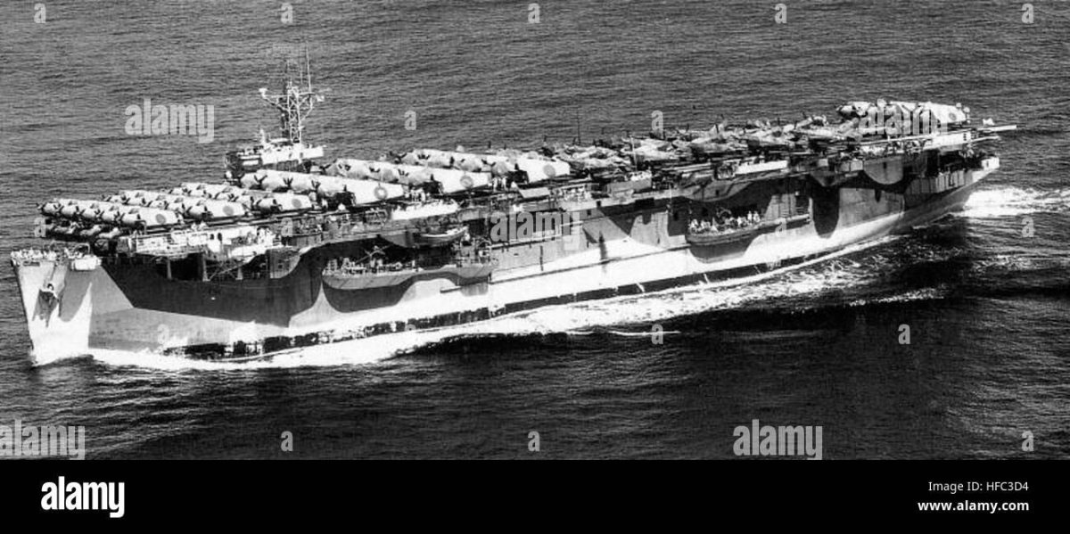 Эскортный авианосец Эвенджер