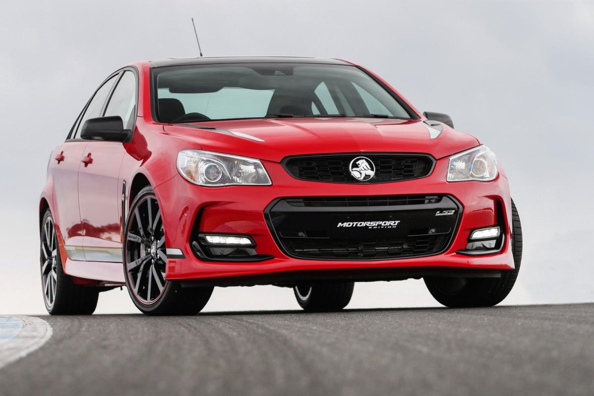 Холден Коммодор 2017