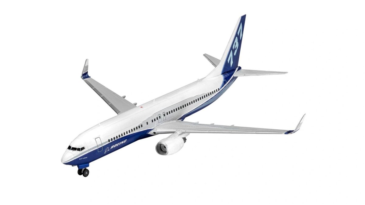 Boeing 737-800 Revell