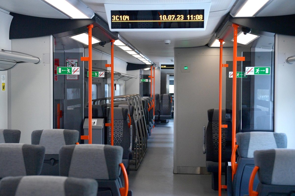 Электричка Ласточка