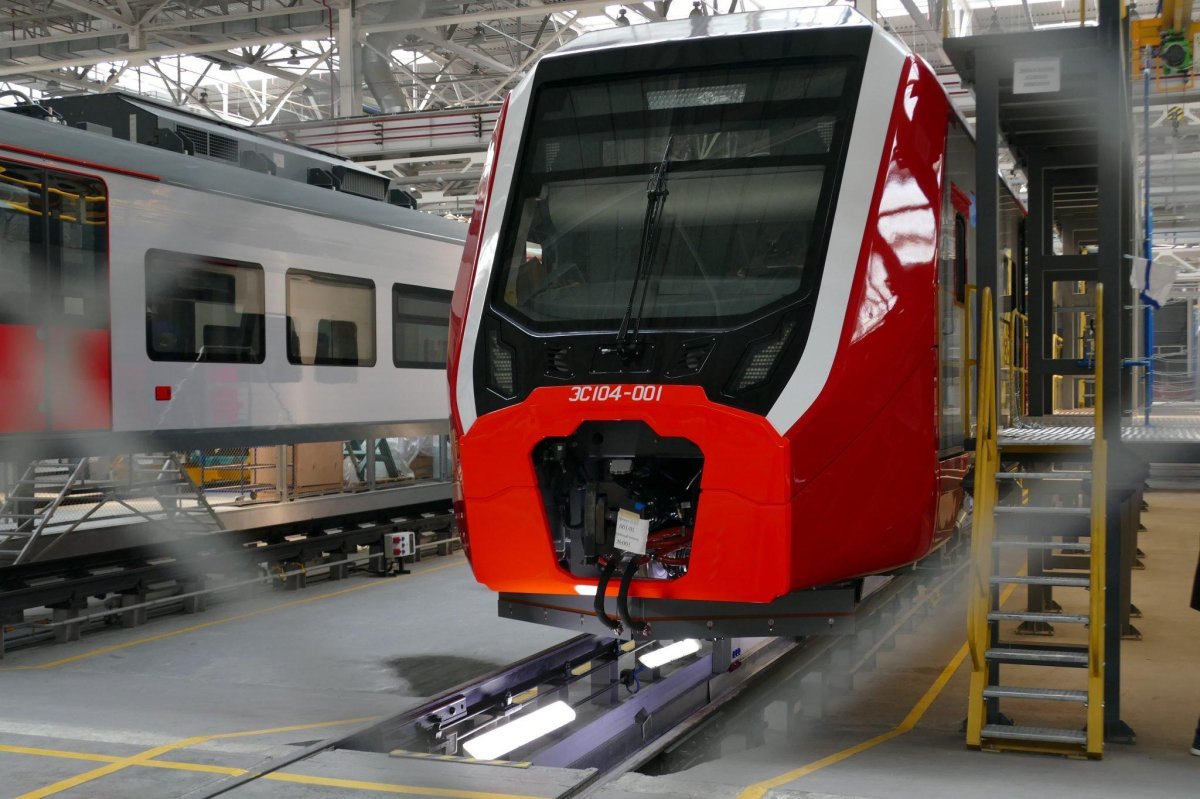 Электропоезд Ласточка Синара