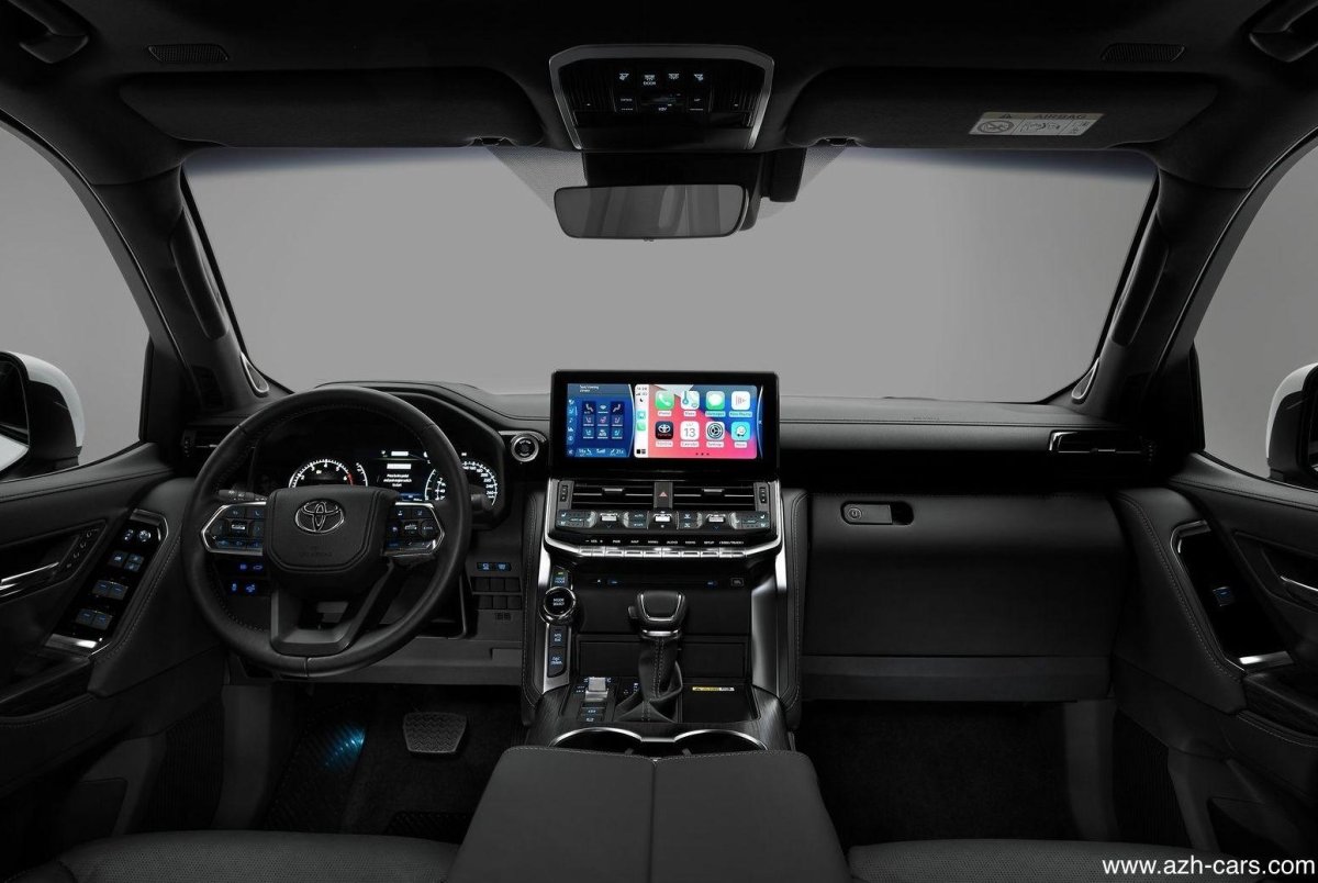 Toyota Land Cruiser 300 салон