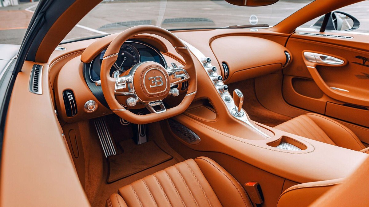 Bugatti Chiron Sport 2021 салон