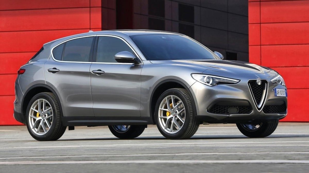 Alfa Romeo Stelvio 2019