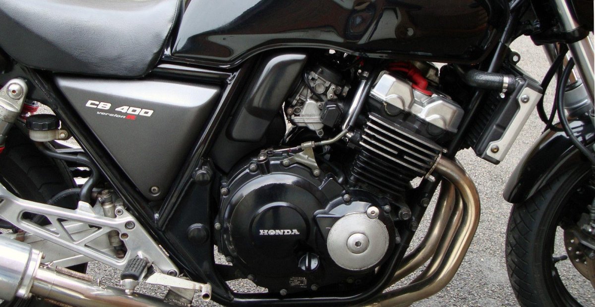 Honda CB 400 super four Version r