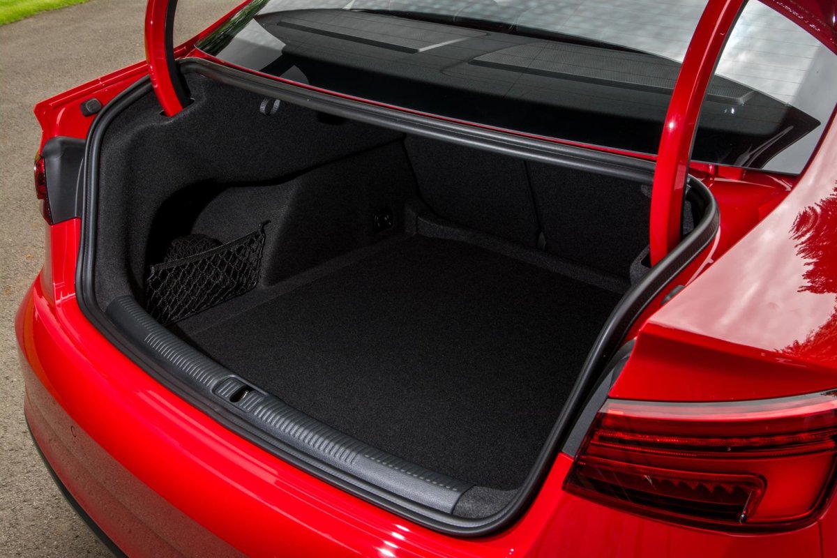 Audi a3 багажник