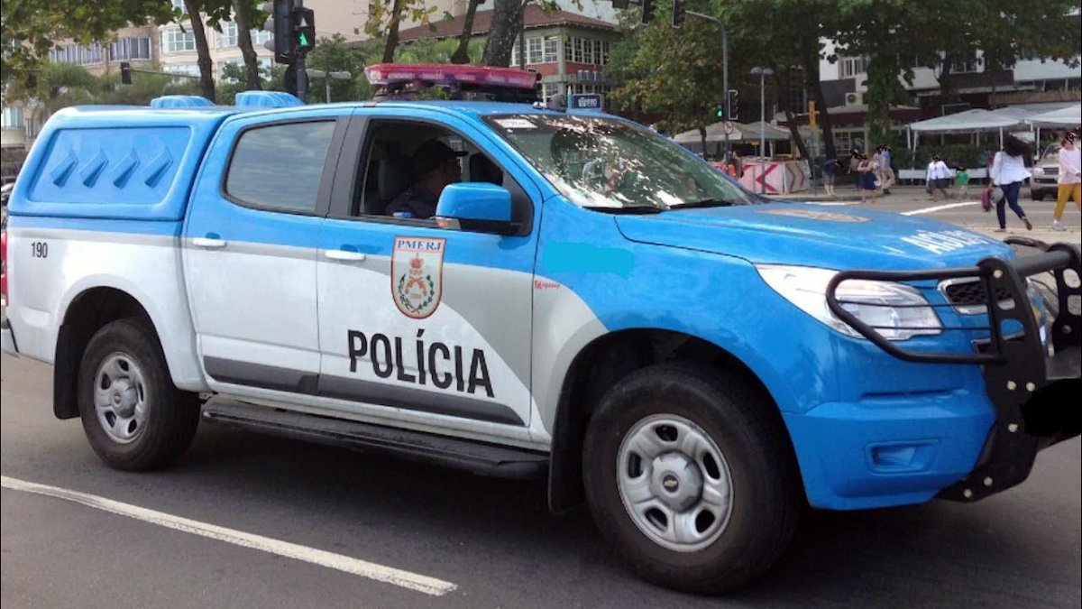 Полиция Бразилии автомобили