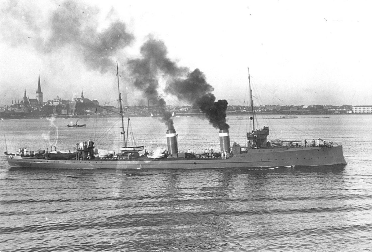 Эскадренный миноносец "лейтенант Ильин"