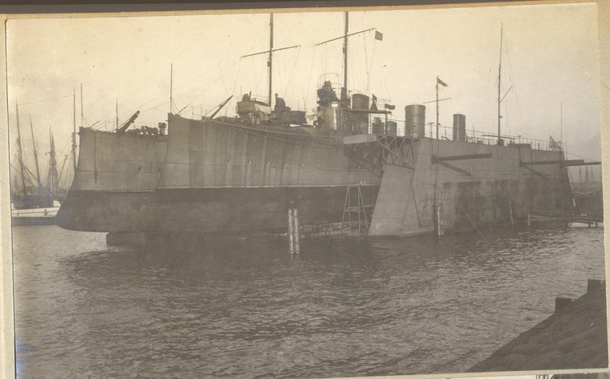 Эсминец типа Доброволец