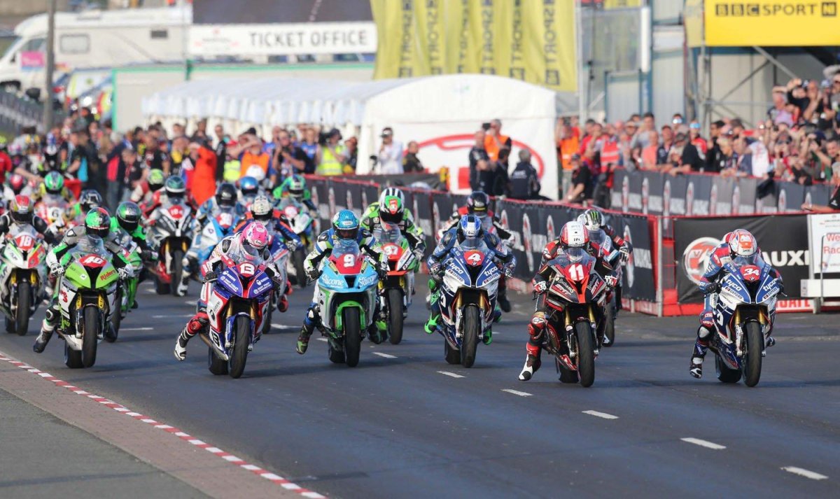 Шоссейно-кольцевые гонки на мотоциклах