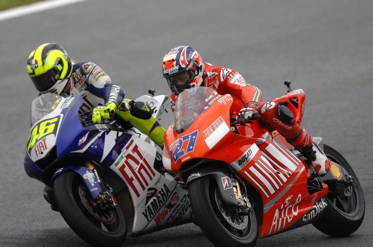 Шоссейно-линейные гонки на мотоциклах