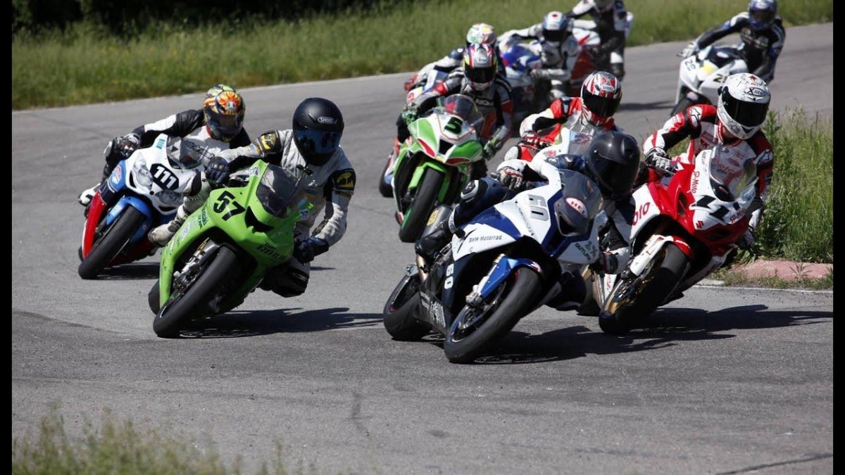 Кольцевые гонки мото аварии