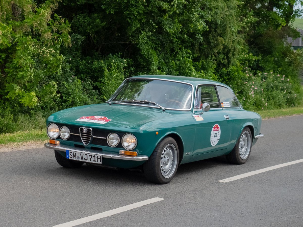 Alfa Romeo 1750 gt