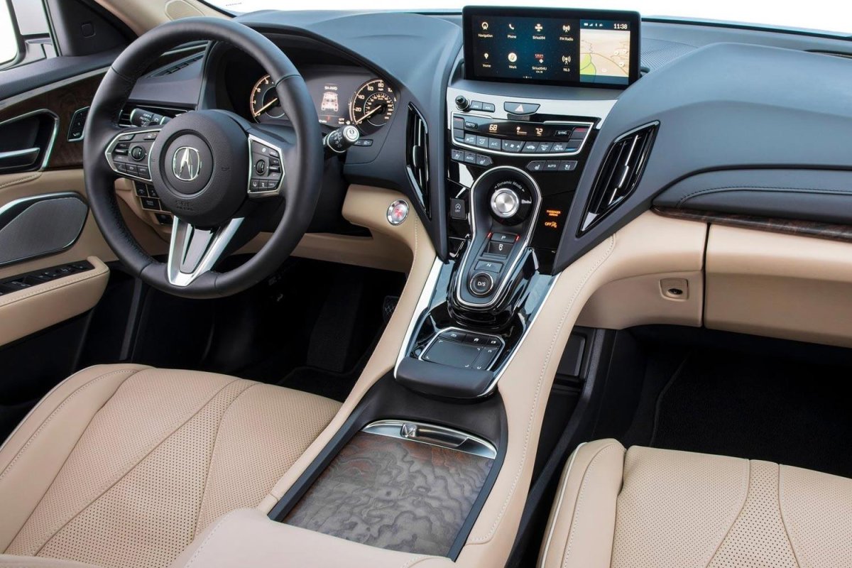 Acura RDX 2021 салон