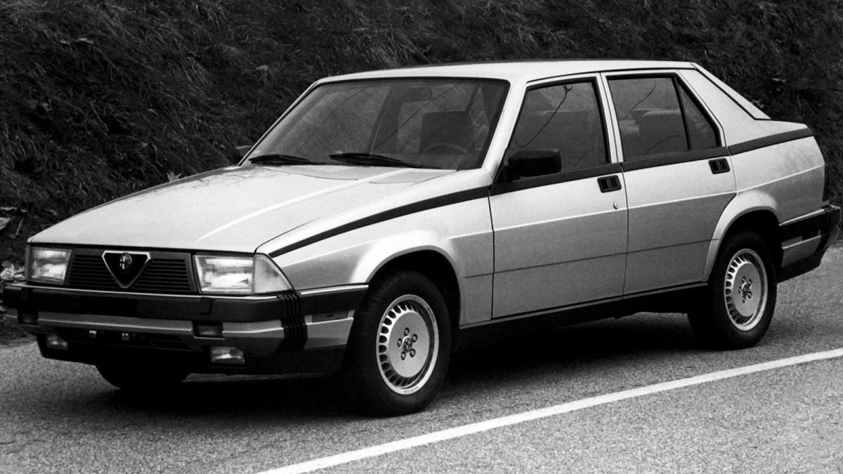 Alfa Romeo 75 1.8