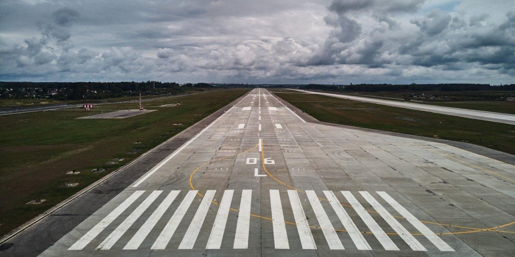 Взлетно посадочная полоса Шереметьево