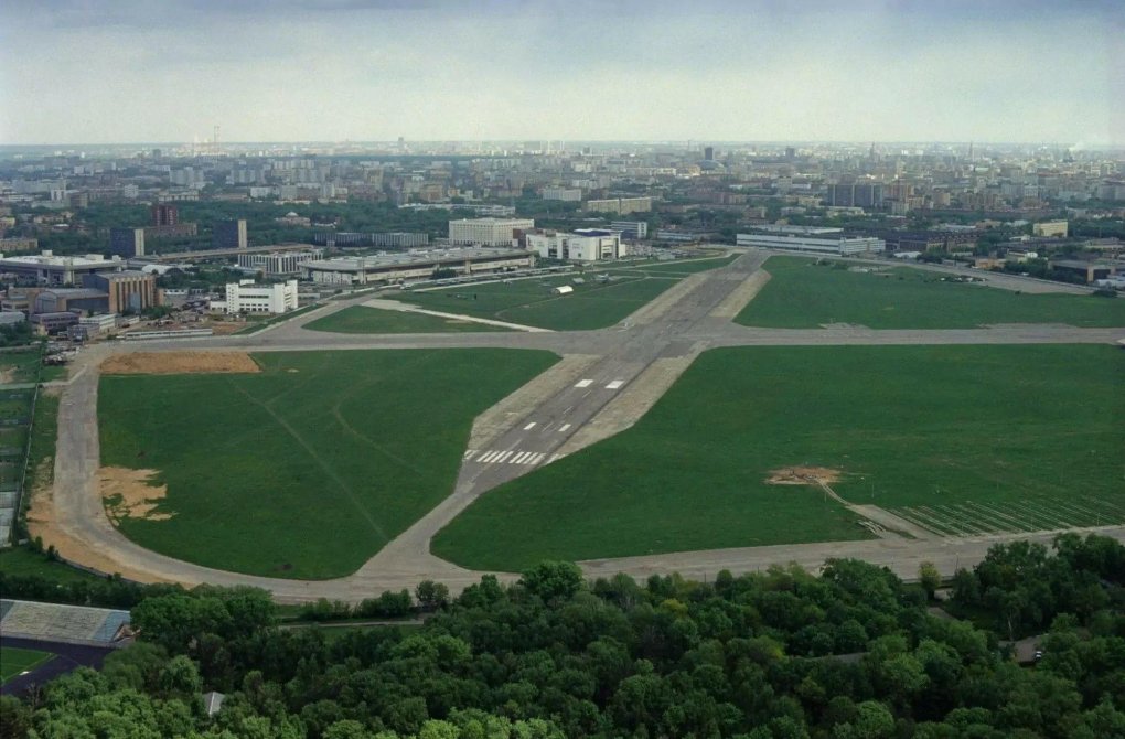 Ходынское поле аэродром в 2000