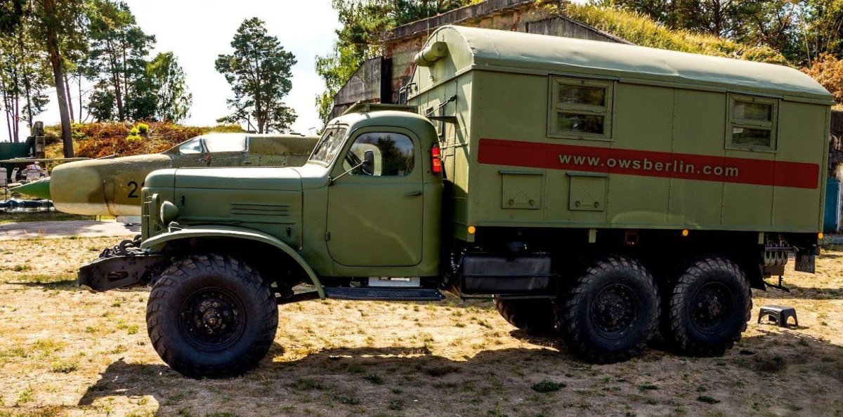 ЗИЛ-157 кунг-1м медицинский