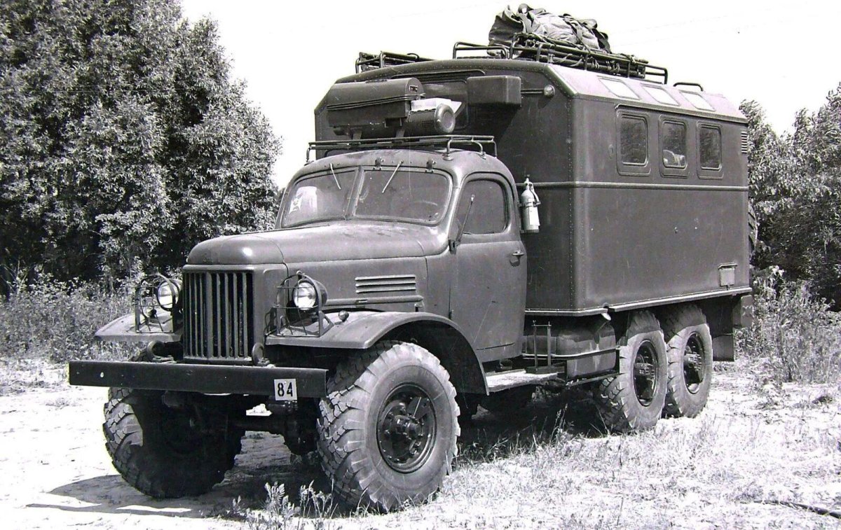 ЗИЛ 157 седельный тягач