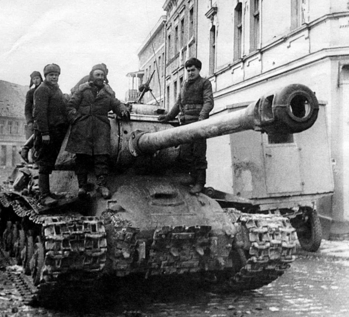 Танк ИС 2 1944