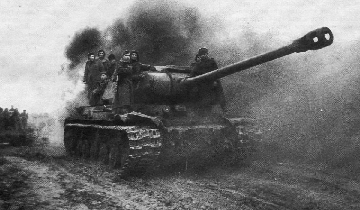 Танк ИС 2 В бою