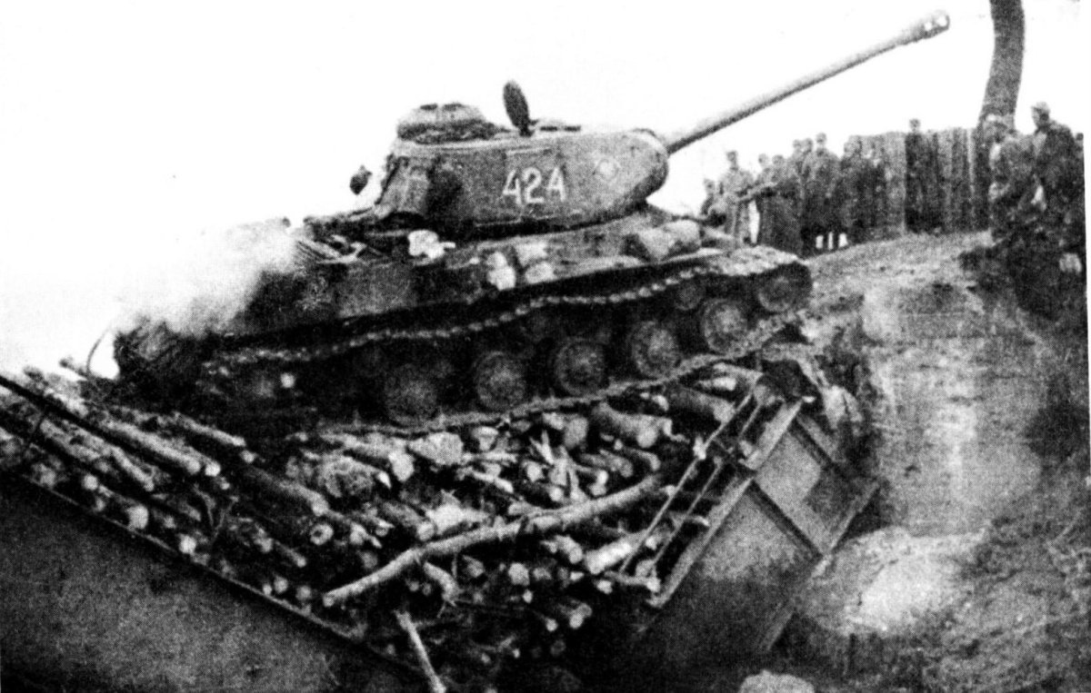 Великая Отечественная война танки ИС 2