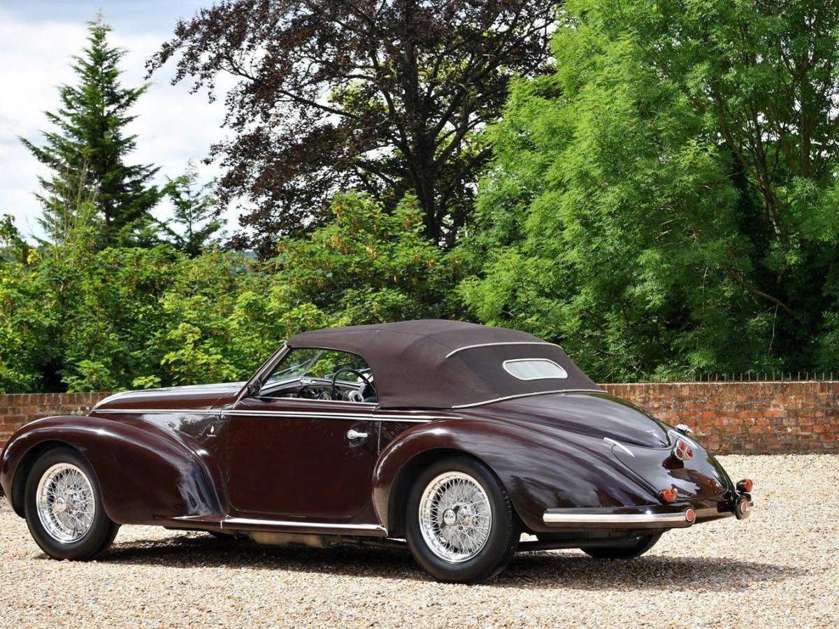 Alfa Romeo 6c 2500 Sport Cabriolet