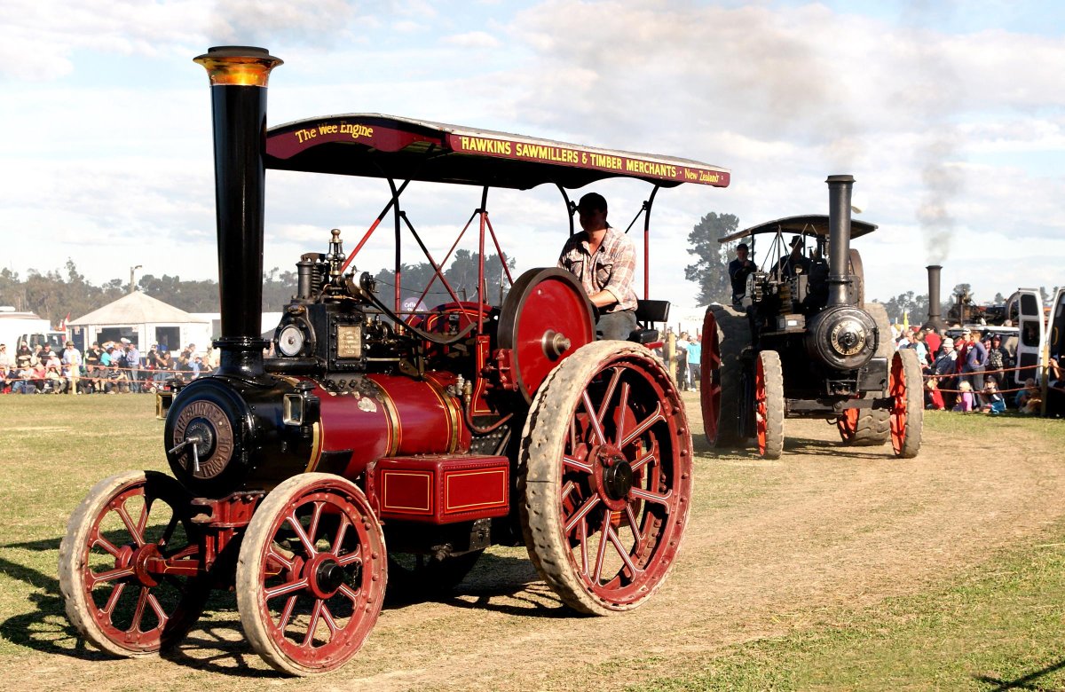 Трактор Бойделя