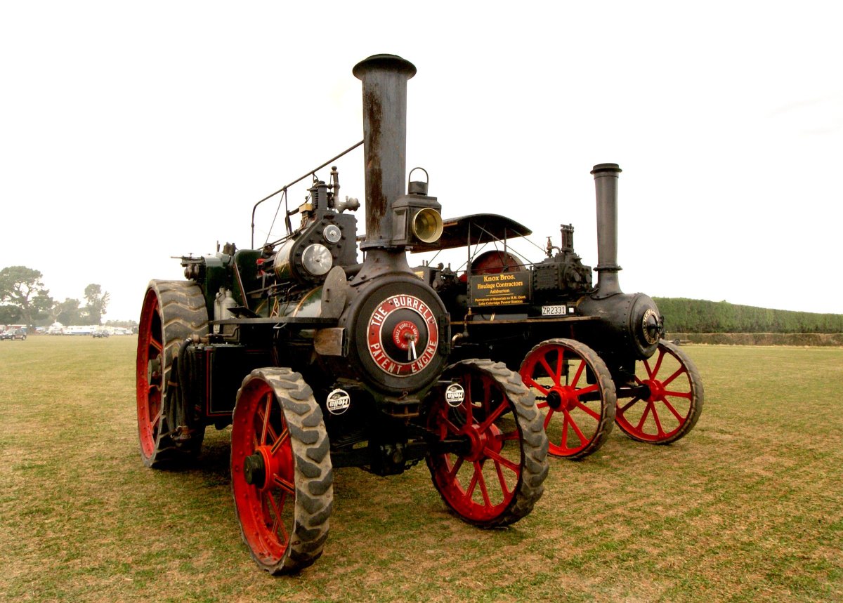 Паровой трактор