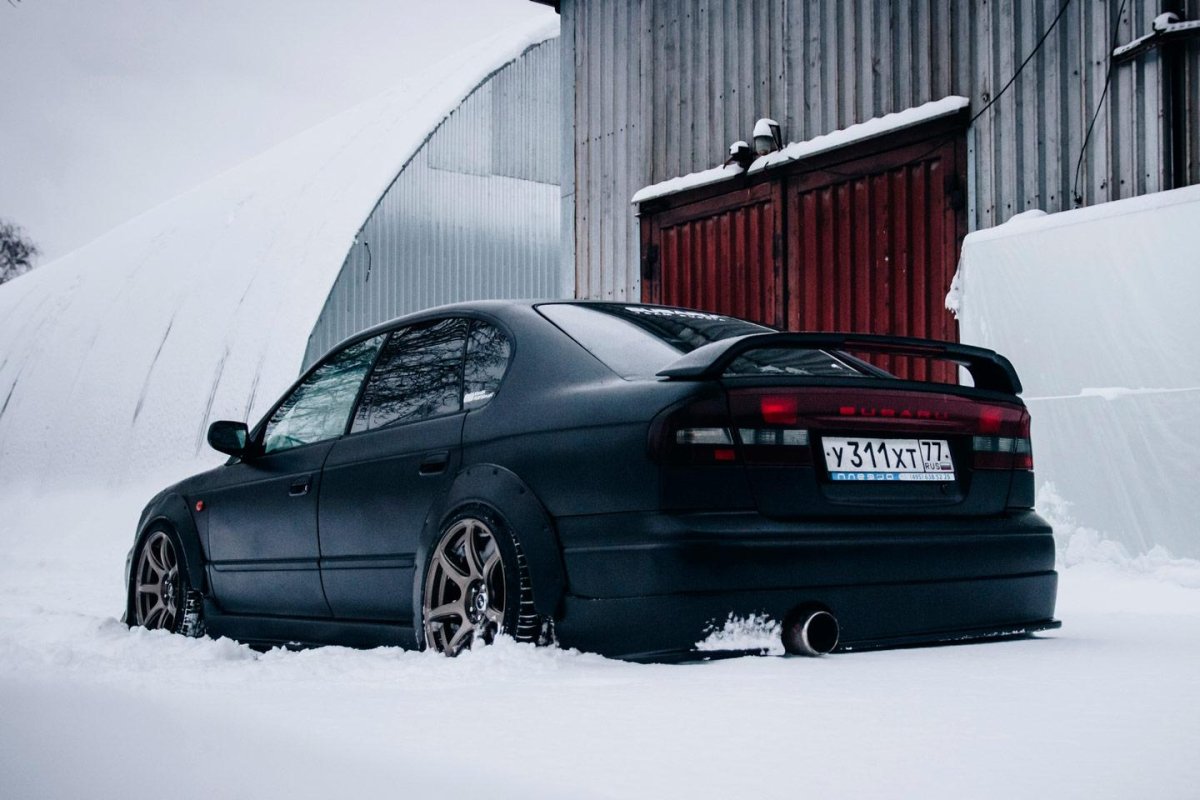 Subaru Legacy b4