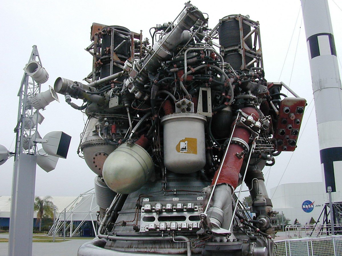 Ракетный двигатель