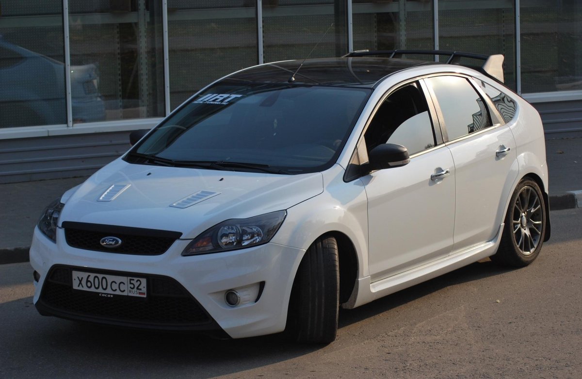 Ford Focus 2 хэтчбек