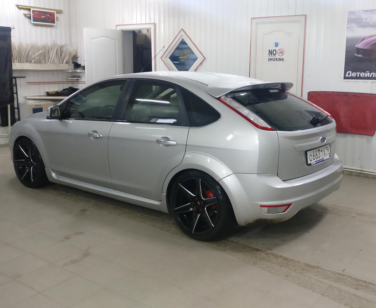 Ford Focus 2 Рестайлинг хэтчбек