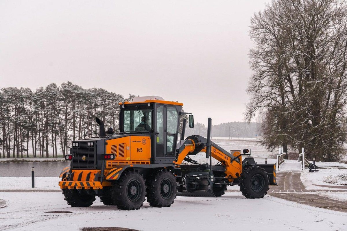 Автогрейдер Amkodor g160