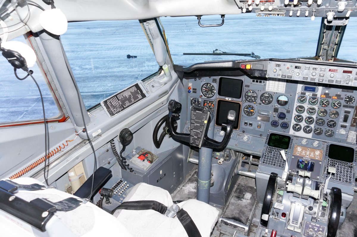 737-500 Кабина