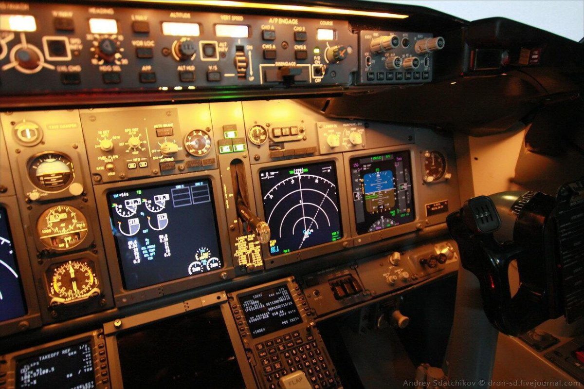 Панель управления Боинг 737