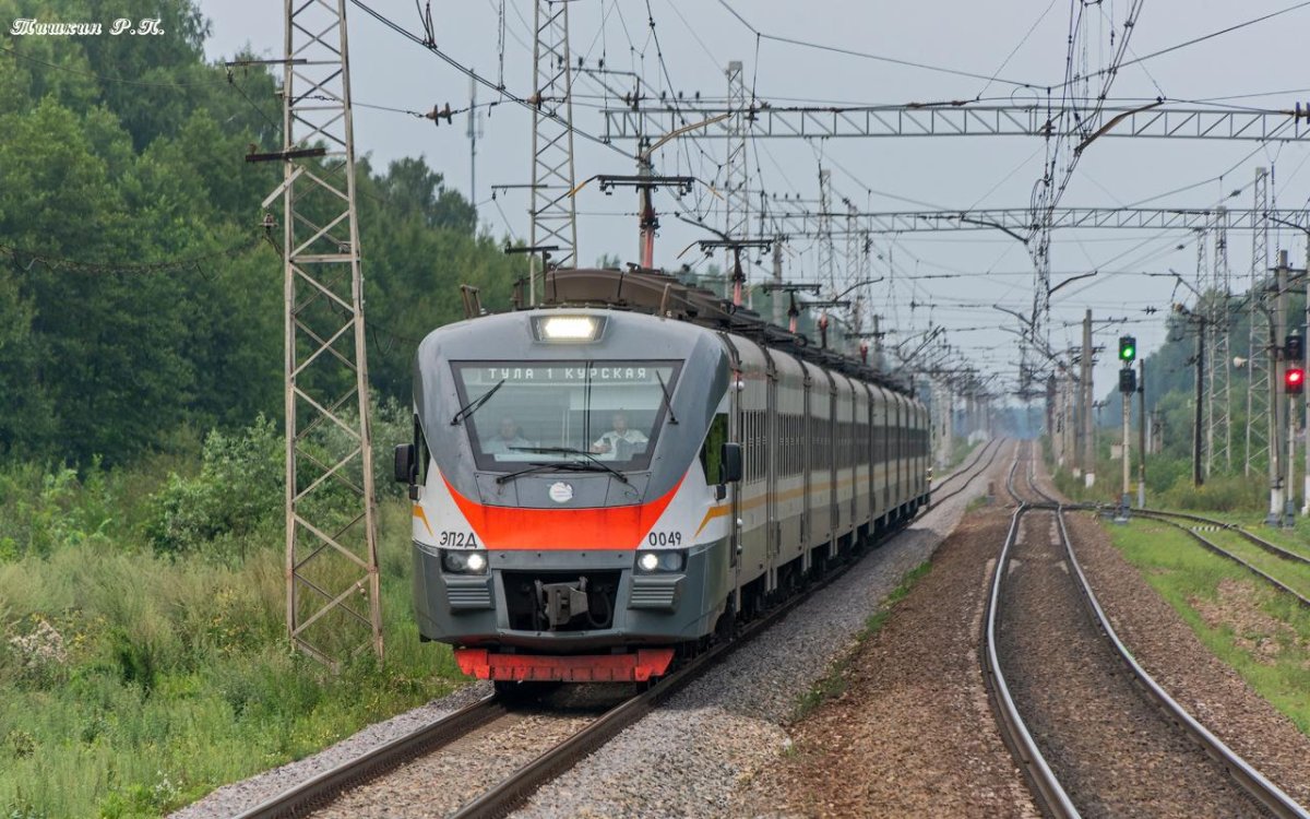 Токоприемник электропоезда эп2д