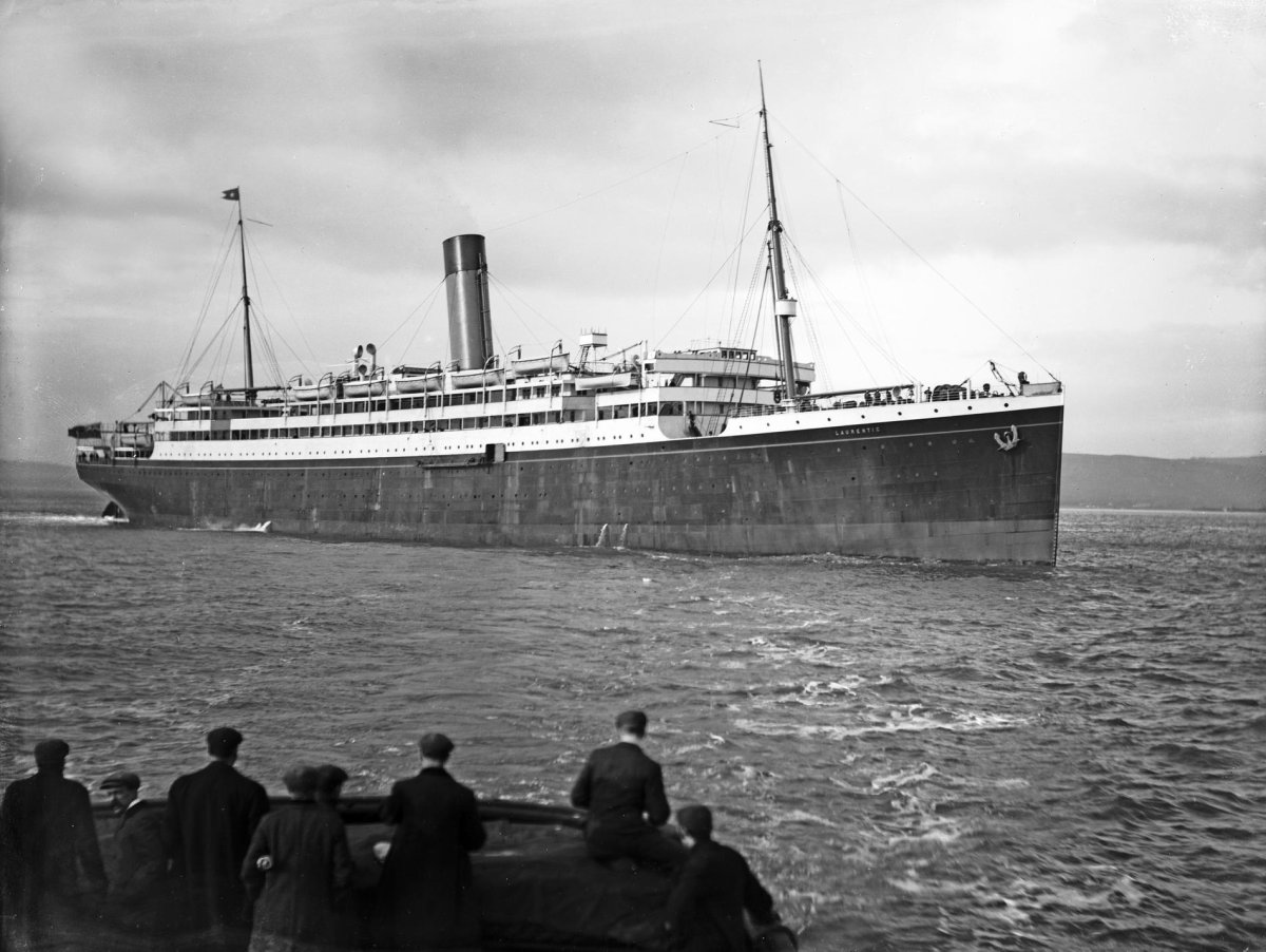 Лаурентик лайнер