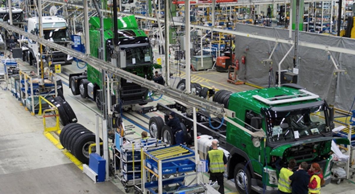 Завод Volvo в Швеции