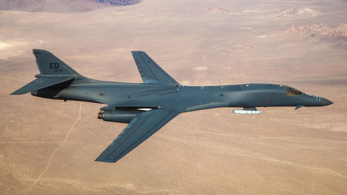 ВВС США B-1b Lancer