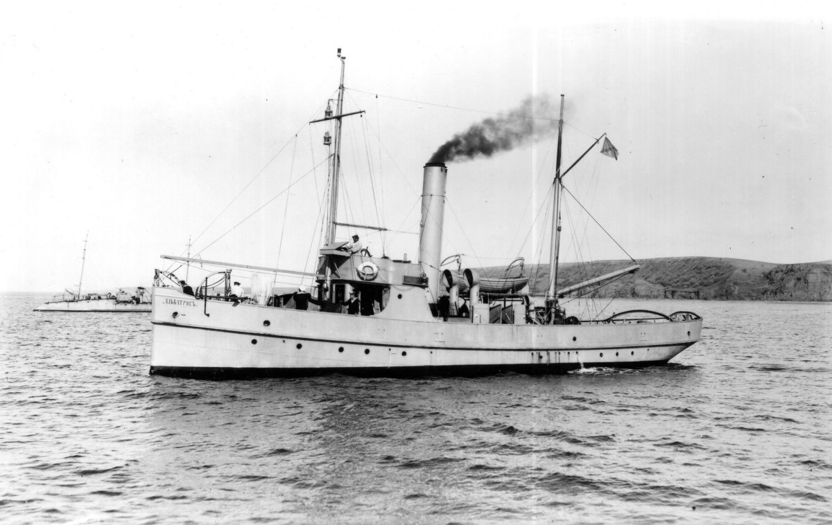 Тральщик Альбатрос