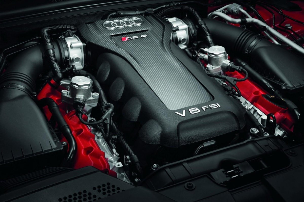 Ауди РС 5 2011 мотор