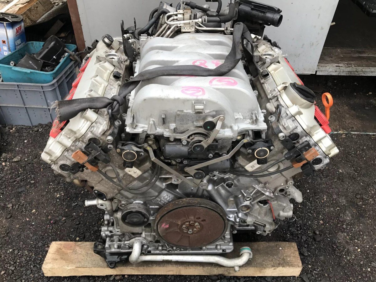 Мотор Ауди q7 4.2