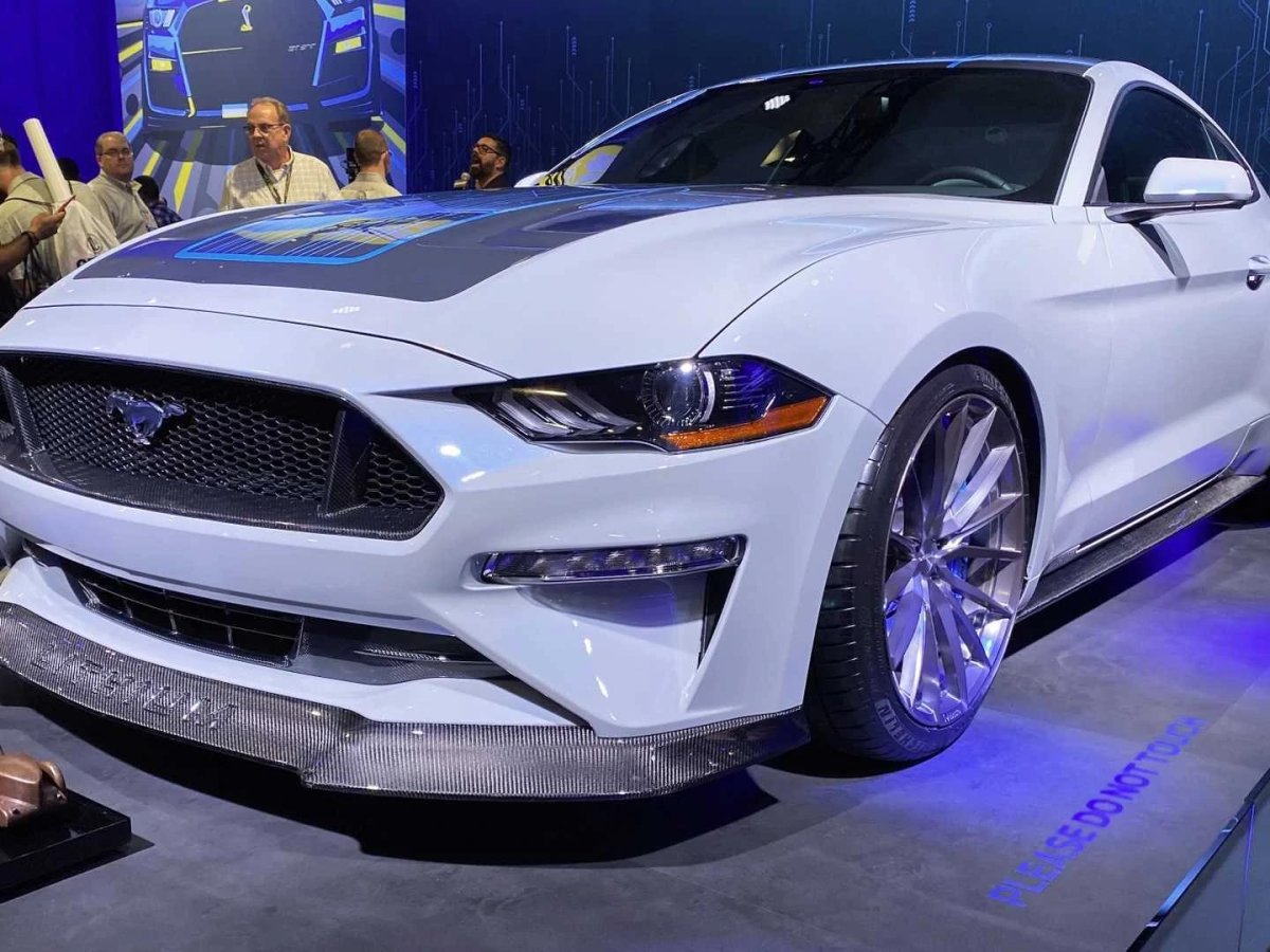 Ford Mustang 2020 кроссовер