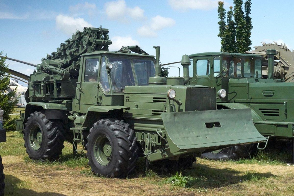 Трактор т-155 ПЗМ-2