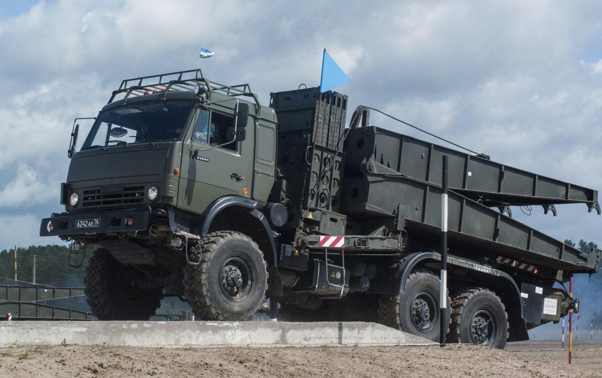 Тяжелый механизированный мост ТММ-3м2