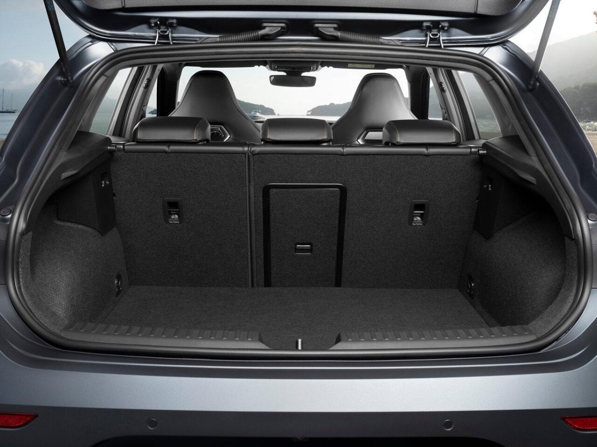 Багажник Seat Leon