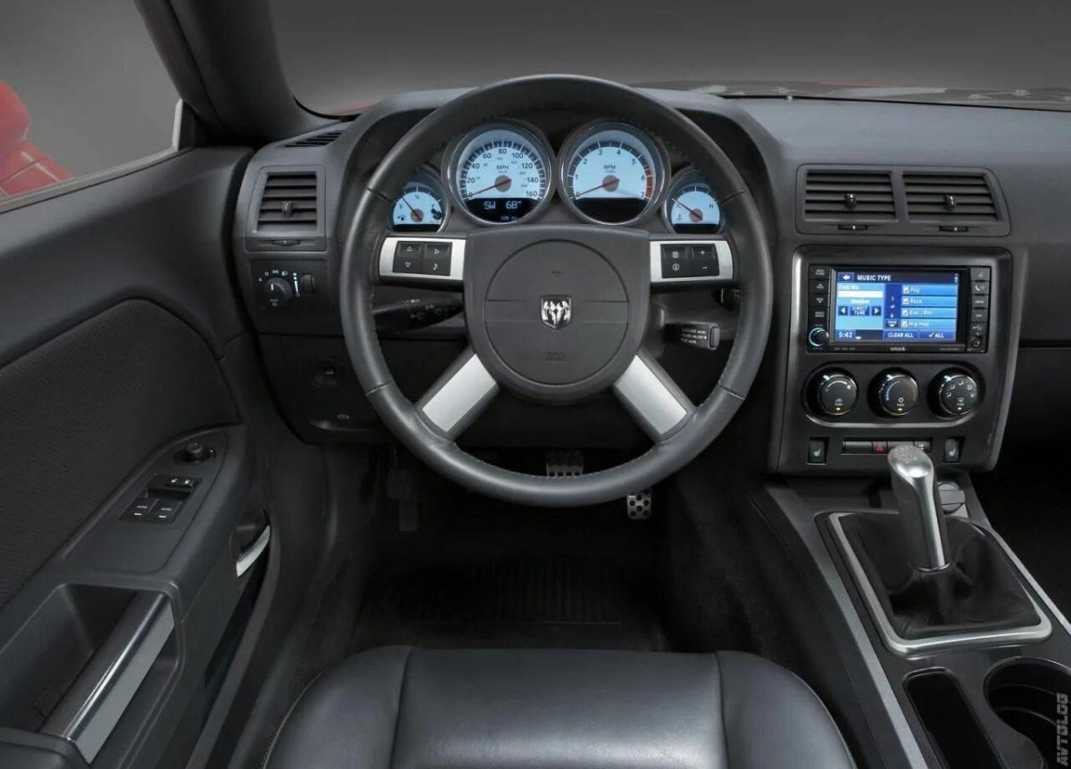 Dodge Challenger 2008 Interior